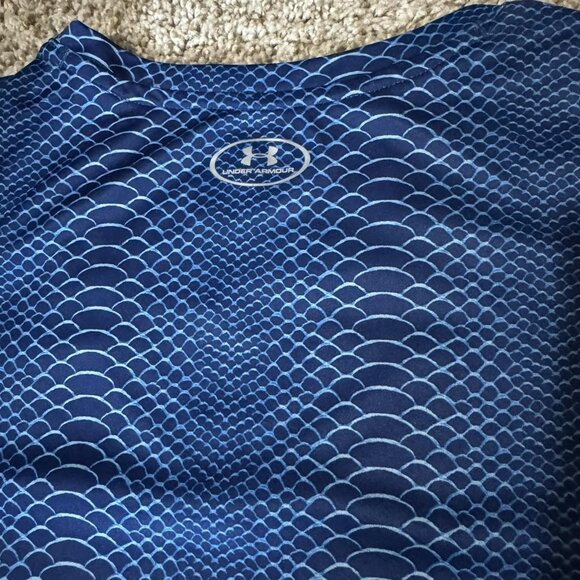 Under Armour Shirt Womens Medium Blue HeatGear V Neck Athletic Running Workout - Picture 5 of 8